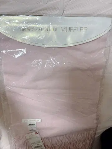 UNIQLO 100% 캐시미어 머플러 핑크