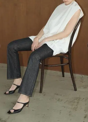 CLANE HIP HANG DENIM PANTS