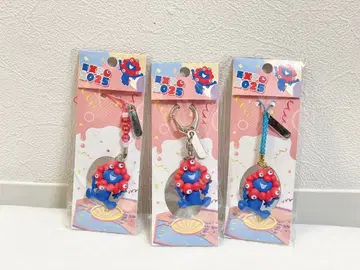 간사이 만박 미야쿠미야쿠 참 키링 앉은 모습 3종 세트