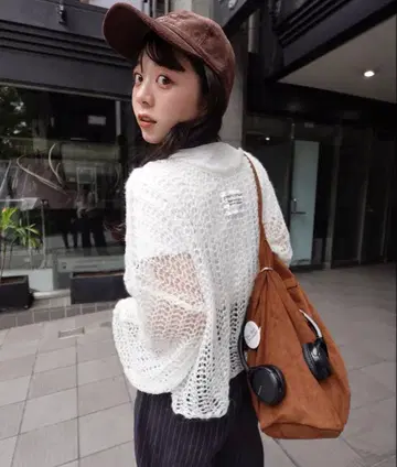 Kastane 시어 모헤어 라이크 택 니트