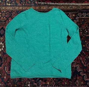 miho umeza wa 터콰이즈 긴팔 니트