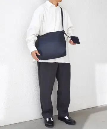 SHIPS any: 스플릿 가죽 지퍼 숄더백