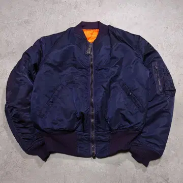 알파 인더스트리 MA-1 미국 제조 1968년 복각 M