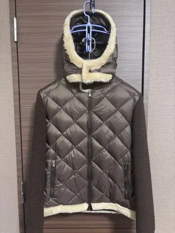 EMMETT 후디드 무스탕 다운 자켓 브라운