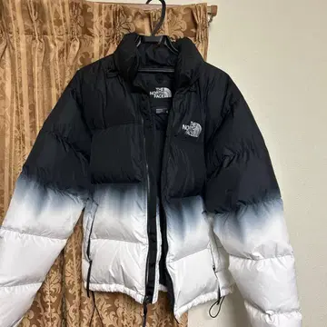 THE NORTH FACE 96 Nuptse Dip Dye Jacket