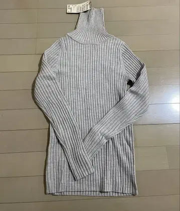 새상품 무인양품 굵은 리브 터틀넥 스웨터