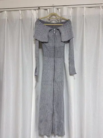 스나이델 프론트 지퍼 원피스