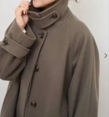 비슈 울 슈퍼 100 A라인 코트 브라운 38