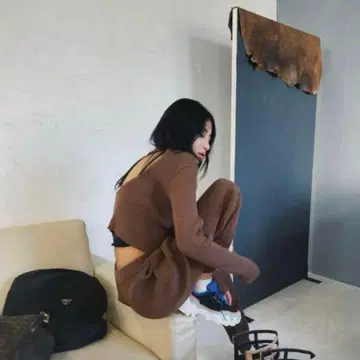 juemi 라메 니트 셋업