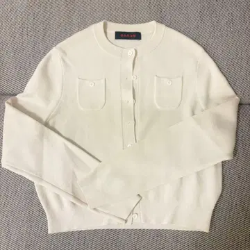 Caban 가디건 투모로우랜드 화이트 정가 3.9만