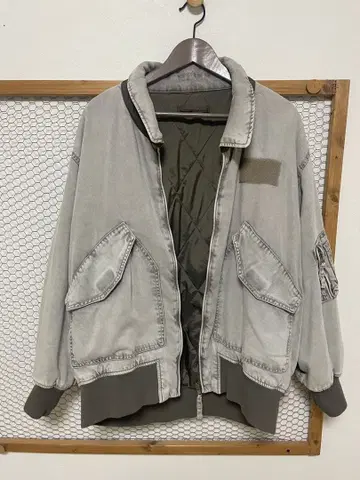 새상품급 JEANASIS 지나시스 밀리터리 자켓