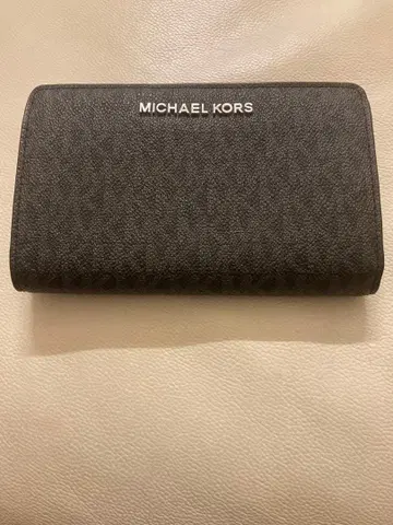 MICHAEL KORS 블랙 이단 장지갑 (새상품급)