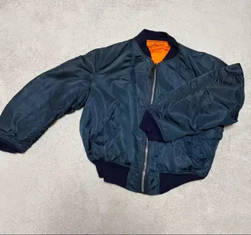 MA-1 크롭 네이비 자켓