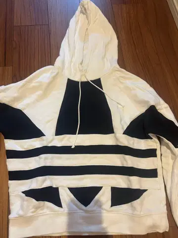 adidas 후드티 화이트 블랙