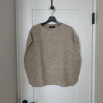 새상품급 세모아쥬 베이지 니트 베스트 알파카