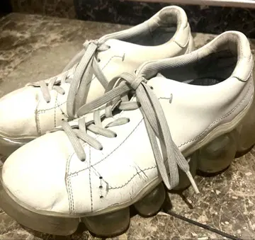 grounds 주얼리 카우 화이트