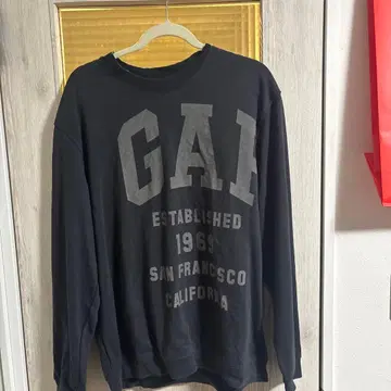 GAP 블랙 트레이닝복 L 사이즈