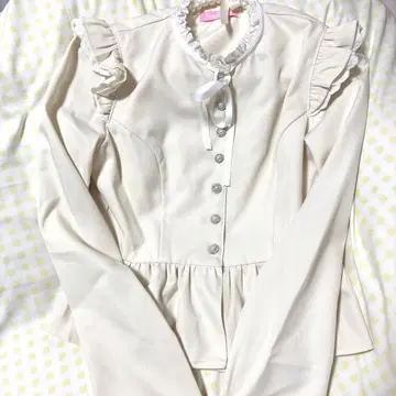 리본 포함 프릴 셋업