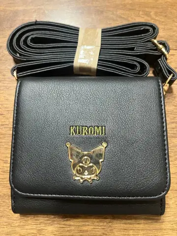 KUROMI 블랙 숄더백