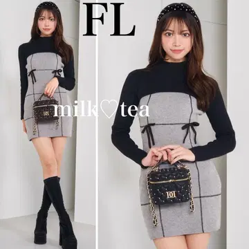 택 포함 새상품 다리치 도킹 리본 디자인 니트 미니 원피스 FL