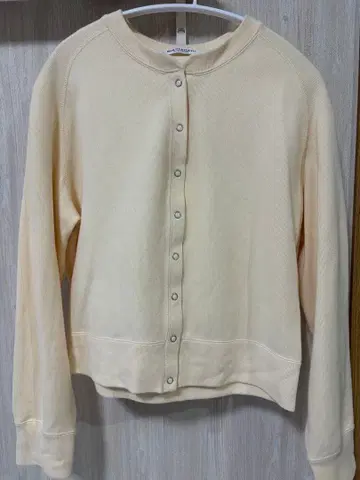 united arrows 긴팔 가디건 크림색