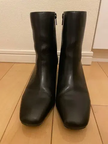 블랙 지퍼 부츠 중간 힐 스퀘어토