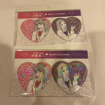 이토 준지 x 산리오 갸루 토미에 홀로그램 하트 캔뱃지 세트 2점 세트