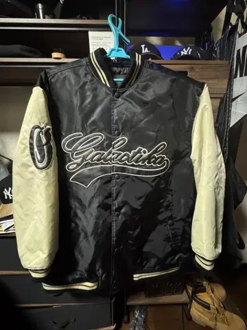 GALACTIKA JEANS 바시티 자켓 XXL 블랙/베이지