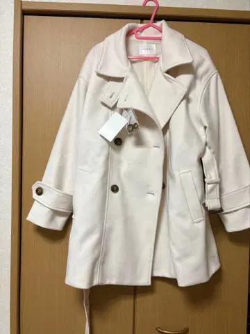 3way 벨트 포함 화이트 코트