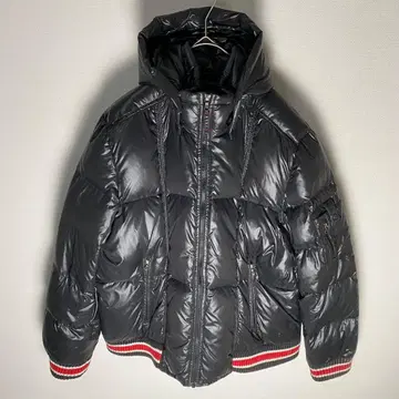 블랙 다운 자켓 후드 부착