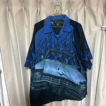 반팔 셔츠 파이어 패턴