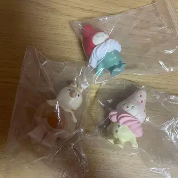 boiboi SweeTs figure collection