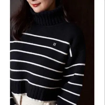 Herlipto 보더 니트