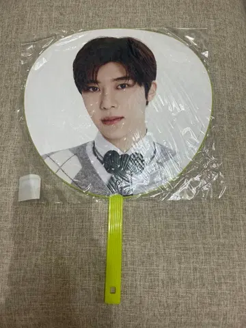 nct wish 시온 부채 프리 데뷔 투어