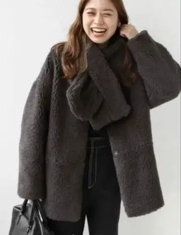 저널 스탠다드 리룸 보아 머플러 부착 블루종