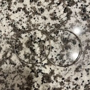 트위스트 디자인 후프 귀걸이 중형 실버