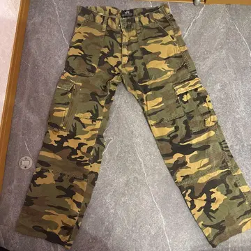 ALPHA INDUSTRIES 카모플라쥬 카고 팬츠 M 사이즈