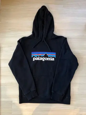 patagonia 블랙 후드 부착 후드티