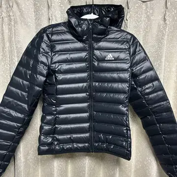 adidas 후드 부착 다운 자켓 블랙