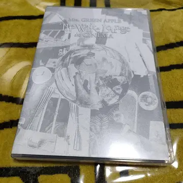 Mrs.GREENAPPLE 화이트 라운지 블루레이