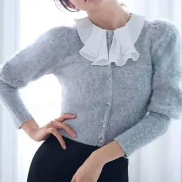 CELFORD 프릴 칼라 비쥬 가디건