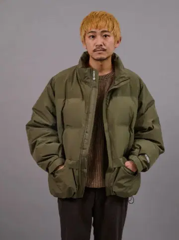 +phenix FREAK'S STORE 다운 자켓 M 사이즈