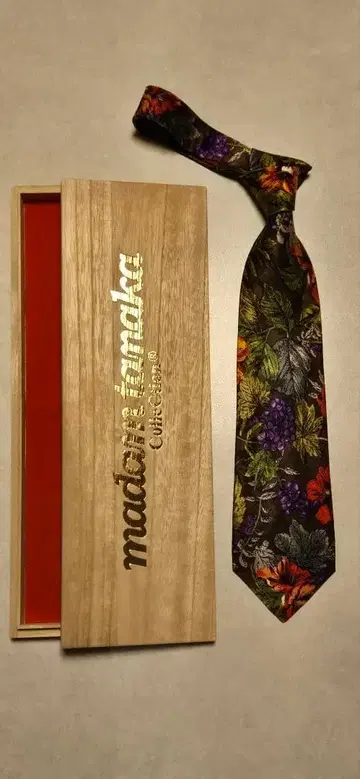 넥타이 madam.tanaka