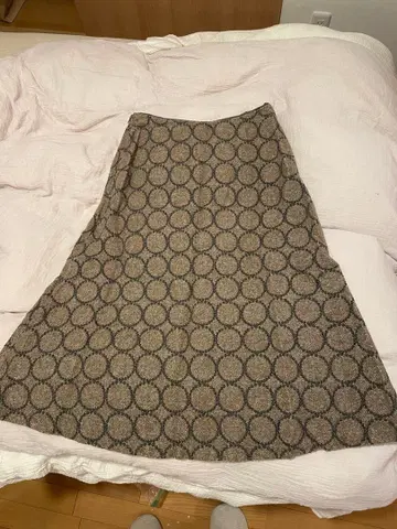 mina perhonen 원형 무늬 플레어 스커트