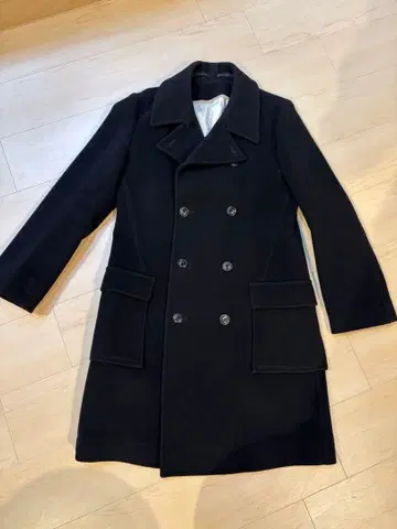 블랙 더블 브레스트 피코트