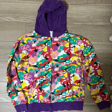 모모크로 레니쨩 후드티