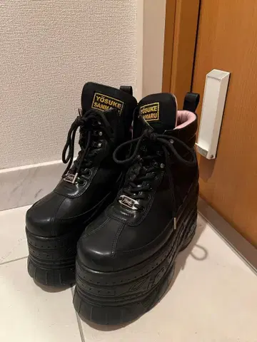 YOSUKE 통굽 스니커즈 블랙