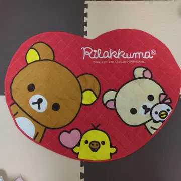 하트형 리락쿠마 러그 매트 퀼팅