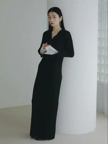 라그나문 레이스 슬리브 네프 리브 니트 원피스 블랙 M