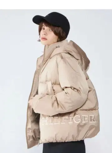 새틴 후드 부착 다운 자켓 베이지